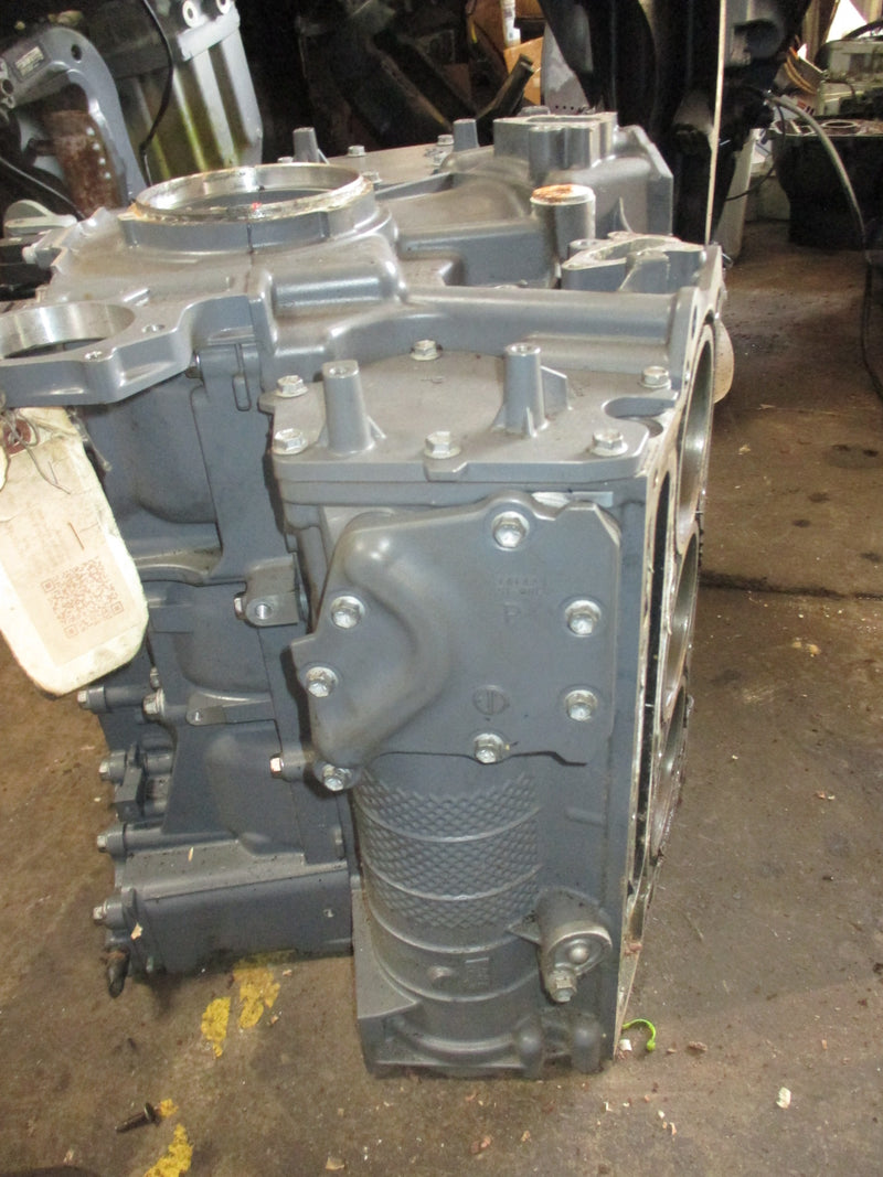 Suzuki DF350A 350hp 4 Stroke Outboard crankcase block