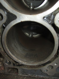 Load image into Gallery viewer, Suzuki DF350A 350hp 4 Stroke Outboard crankcase block
