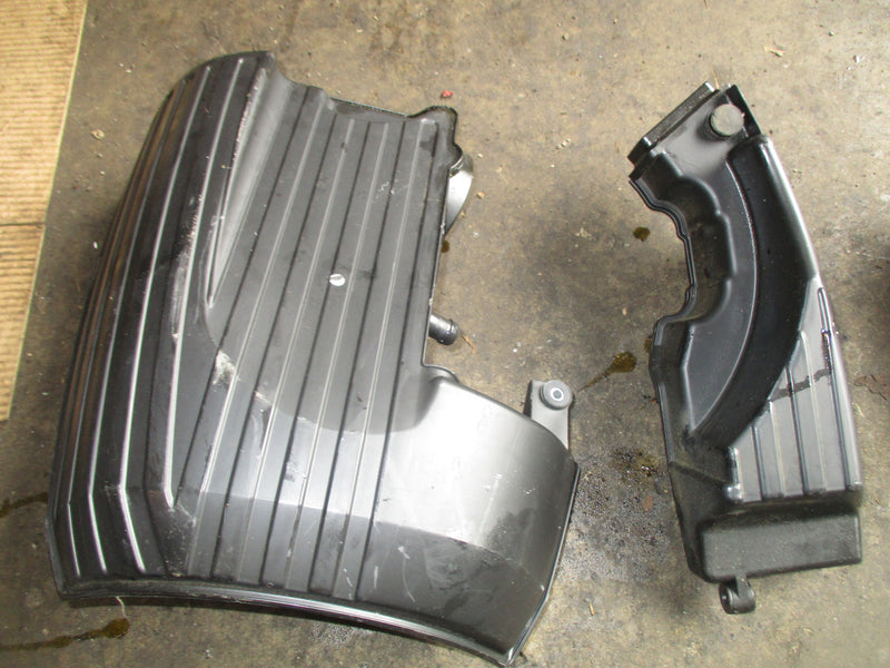 Johnson Suzuki 90hp 4 stroke outboard intake silencer (13810-90J00)