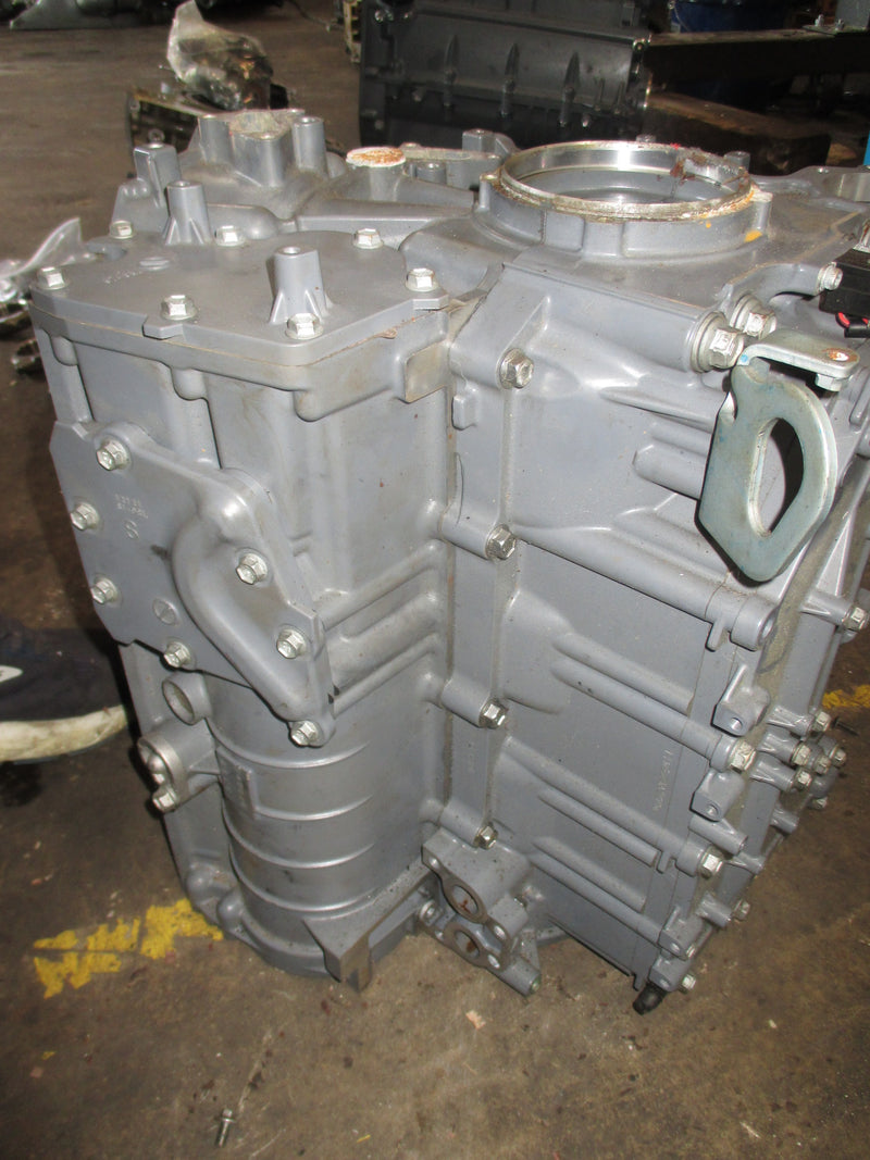 Suzuki DF350A 350hp 4 Stroke Outboard crankcase block