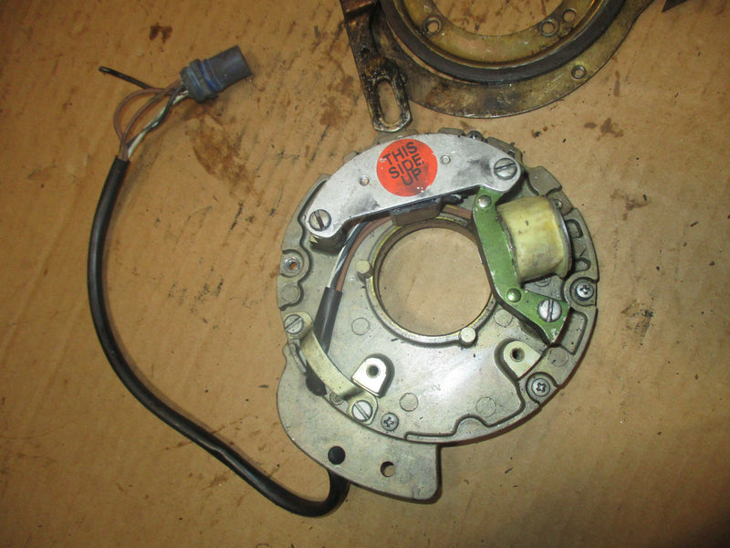 Evinrude 30hp 2 stroke outboard timer base and bracket (583893)