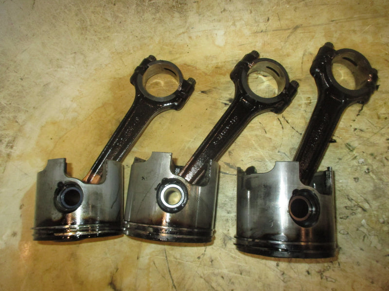Mercury Optimax 3.0L 200hp 2 stroke outboard Port piston and rod set of 3
