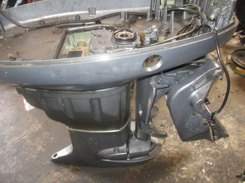 Yamaha 115hp 4 stroke outboard 25" shaft mid section