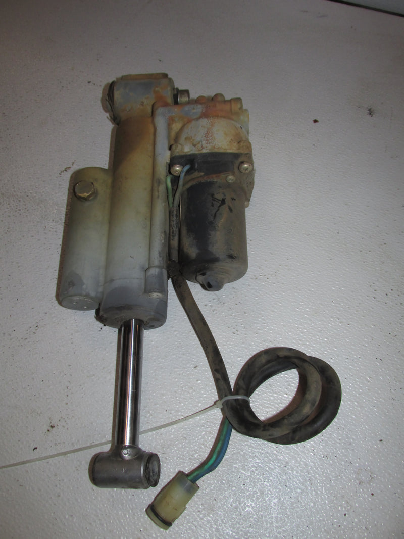 Honda BF35A 35hp Outboard Tilt Trim Unit