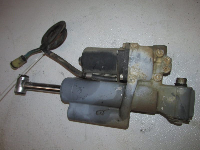 Honda BF35A 35hp Outboard Tilt Trim Unit