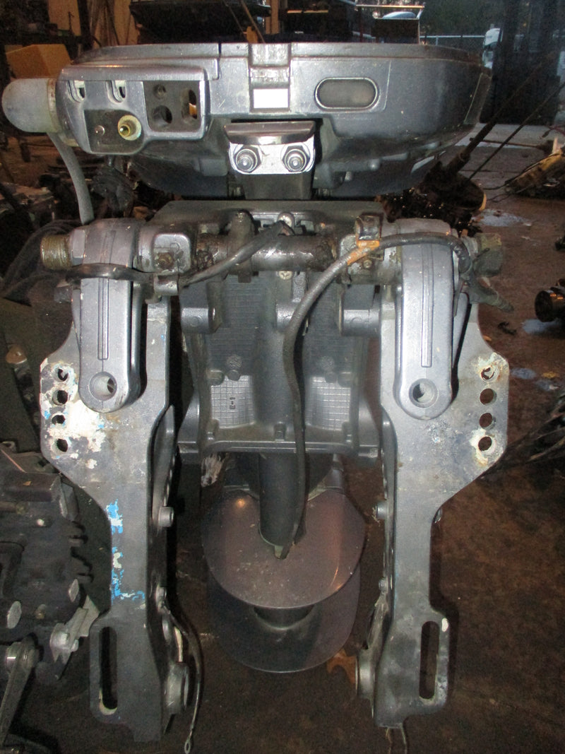 Yamaha 40hp 4 stroke outboard 20" shaft mid section
