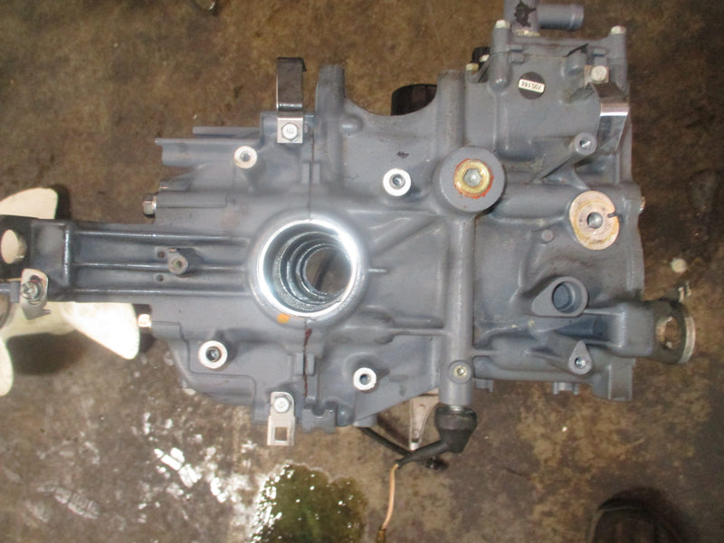 Yamaha 115hp 4 stroke outboard crankcase block (68V-03)