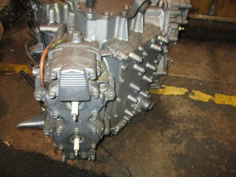 Yamaha 115hp 2 stroke outboard crankcase powerhead