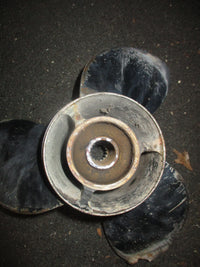 Load image into Gallery viewer, Johnson 150hp 2 stroke outboard stainless steel propeller (389914)
