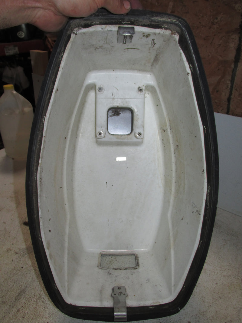 Nissan 30hp 2 Stroke Outboard Top cowling