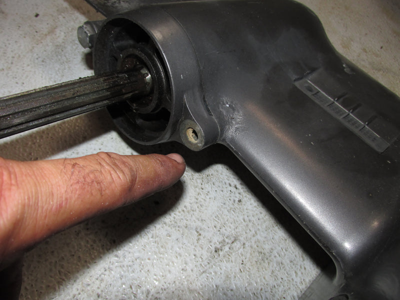 Nissan 30hp 2 Stroke Outboard Long shaft lower unit