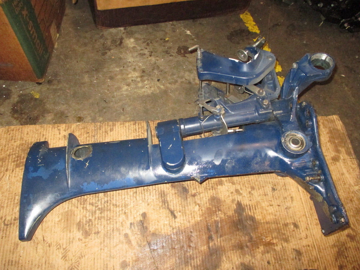 Honda 5.5hp 4 stroke outboard long shaft midsection