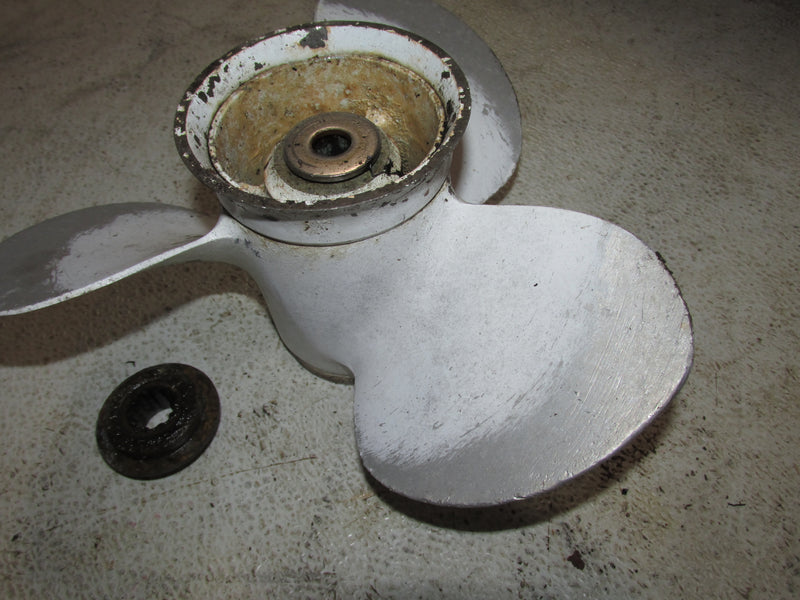 Nissan 30hp 2 Stroke Outboard Aluminum propellor (13P)