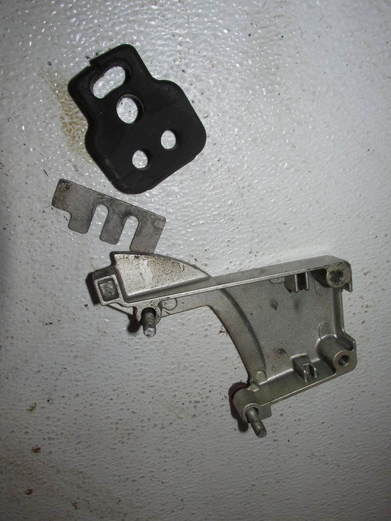 Honda BF35A 35hp Outboard Rigging Grommet and Holder (40151-ZV5-000ZA)