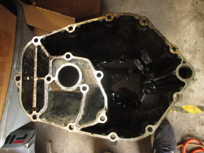Honda BF115D 115hp 4 stroke outboard upper casing/oil pan