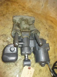 Load image into Gallery viewer, Yamaha 115hp 4 stroke outboard Tilt Trim Unit
