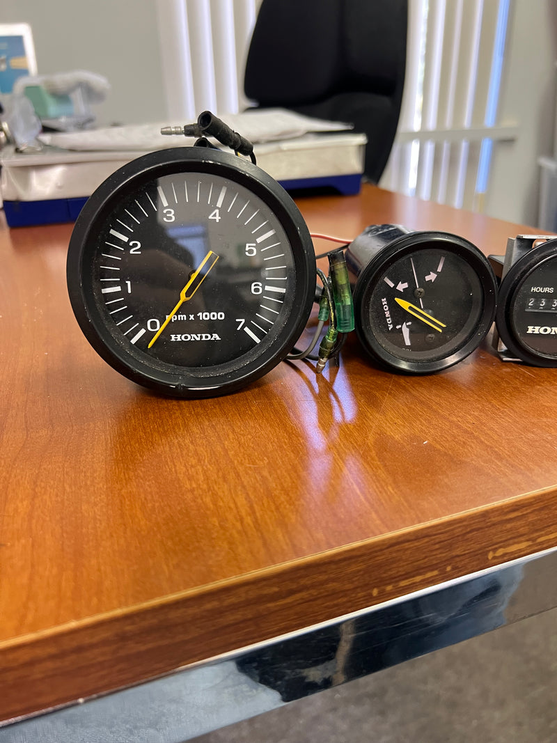 Honda BF75A 75hp 4 Stroke Outboard Tachometer/Trim/Hour Meter/Fuel Gauge Set