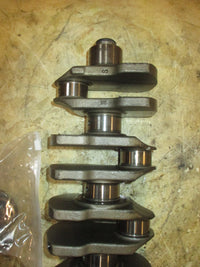 Load image into Gallery viewer, Yamaha 115hp 4 stroke outboard Crankshaft (68V-11411-00)
