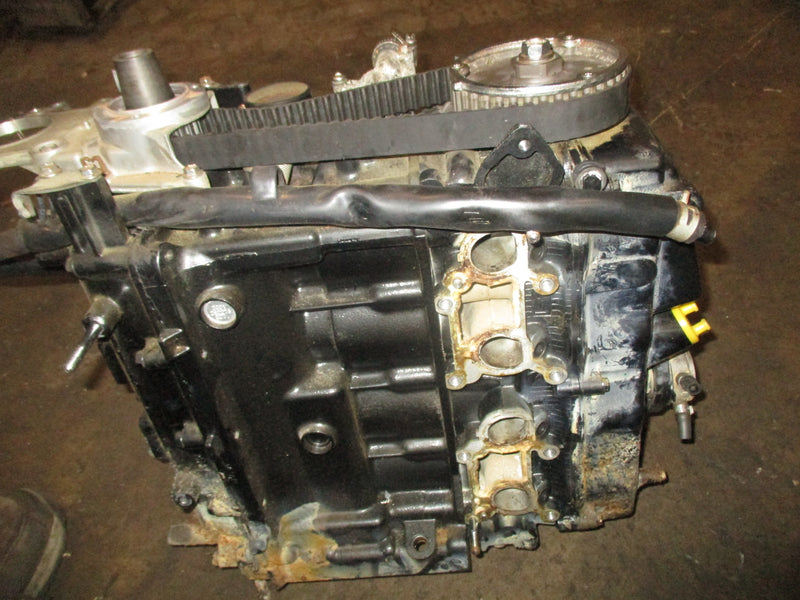 Suzuki DF70 outboard Crankcase powerhead
