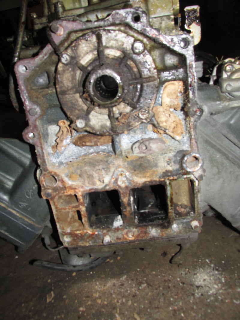 Yamaha 200hp 2 Stroke Outboard Crankcase Powerhead
