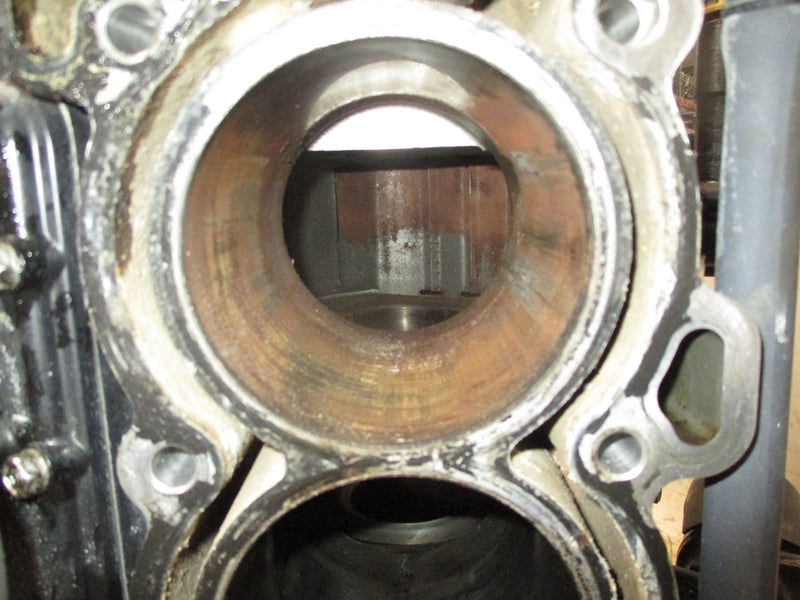 Yamaha/mercury 225hp 4 Stroke outboard crankcase block