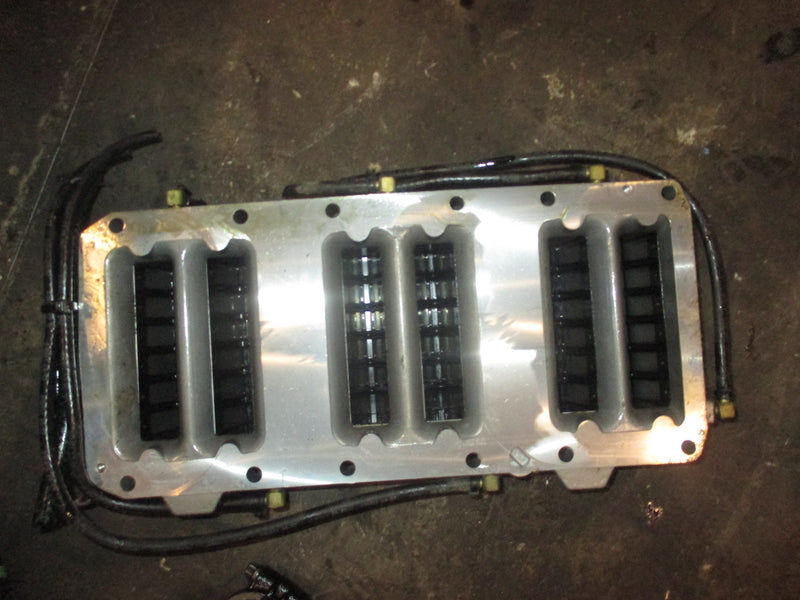 Mercury Optimax 3.0L 200hp 2 stroke outboard intake manifold and reeds