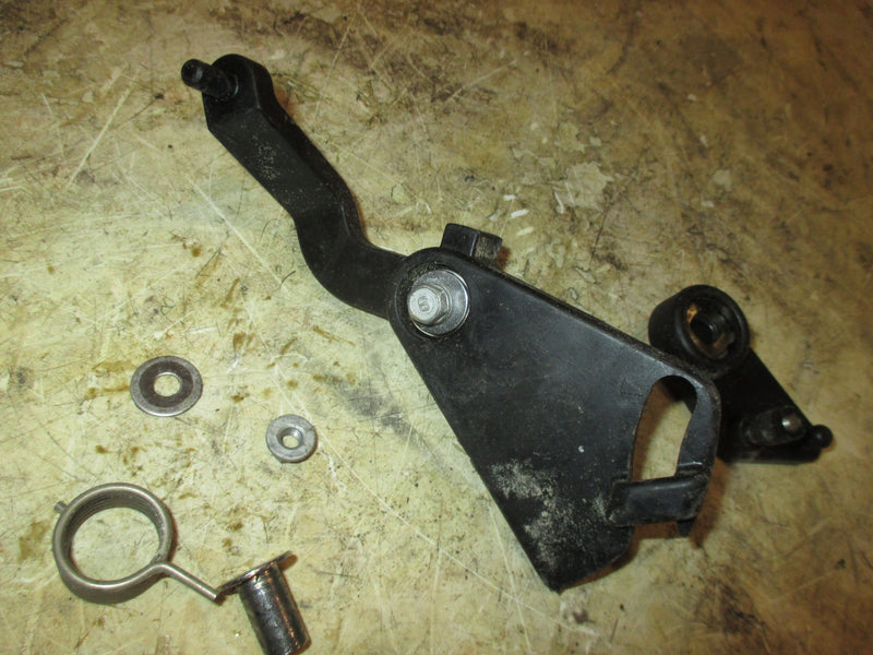 Yamaha 115hp 4 stroke outboard Throttle Bracket (68V-42154-00-00)