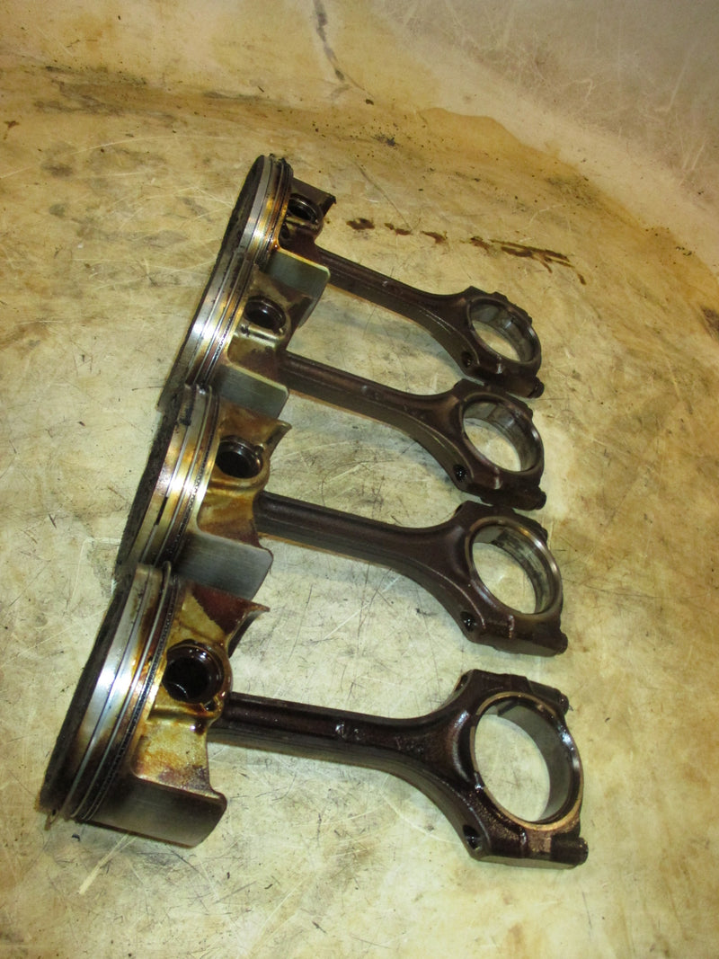 Honda BF115D 115hp outboard piston and rod set (13101-ZY6-000)