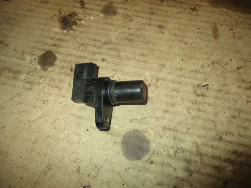 Suzuki DF70 outboard Cam position sensor 33220-84G00