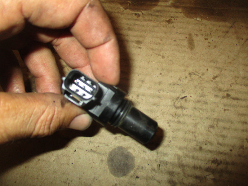 Suzuki DF70 outboard Cam position sensor 33220-84G00