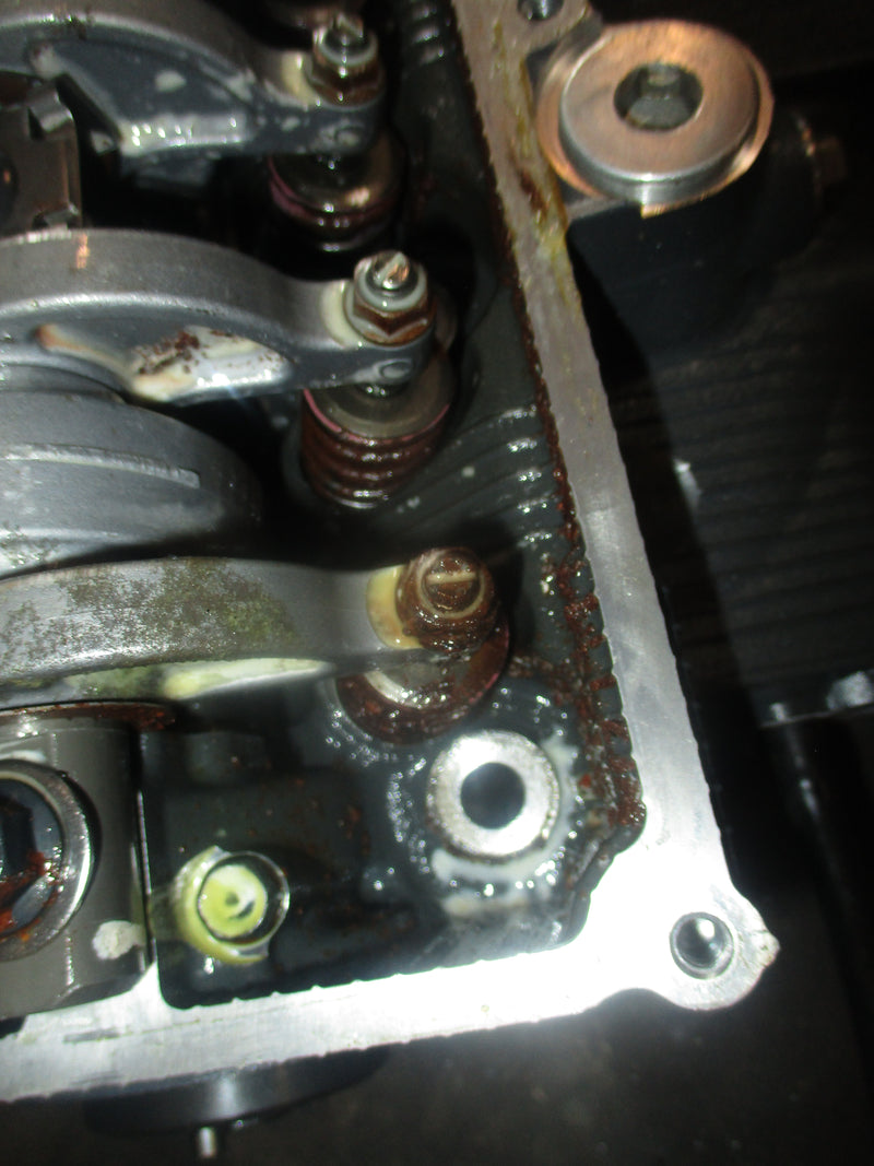 Yamaha 90hp 4 stroke outboard cylinder head