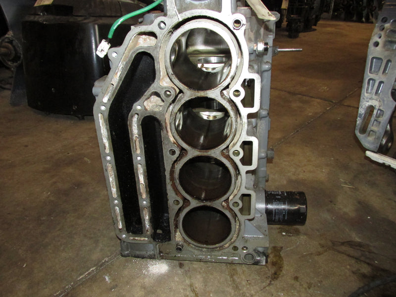Suzuki DF115 115hp 4 Stroke Outboard Crankcase Block