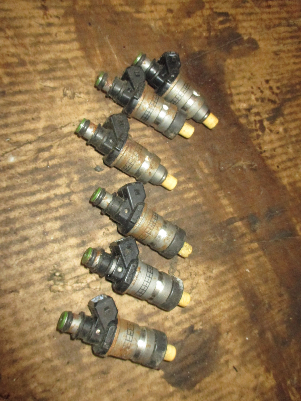 Yamaha 200hp OX66 outboard fuel injector set (65L-13761)