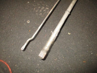 Load image into Gallery viewer, Evinrude 225hp 2 stroke outboard 25" shaft lower unit
