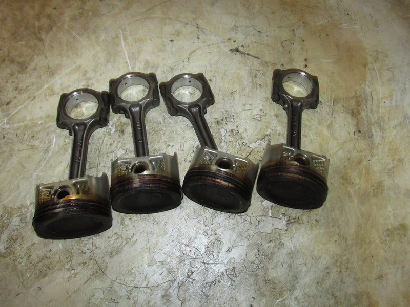 Suzuki DF115 115hp 4 Stroke Outboard Piston and Rod Set of 4 (1211-90J01)