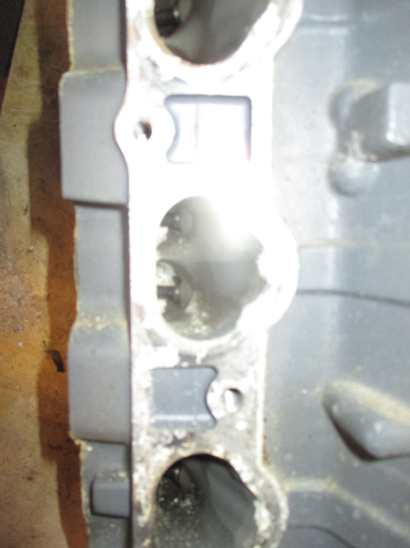 Yamaha 115hp 4 stroke outboard Cylinder Head