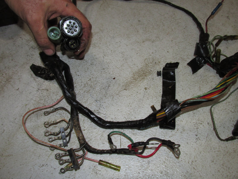 Yamaha 200hp 2 Stroke Outboard Engine wiring harness (6G5-86110-01)