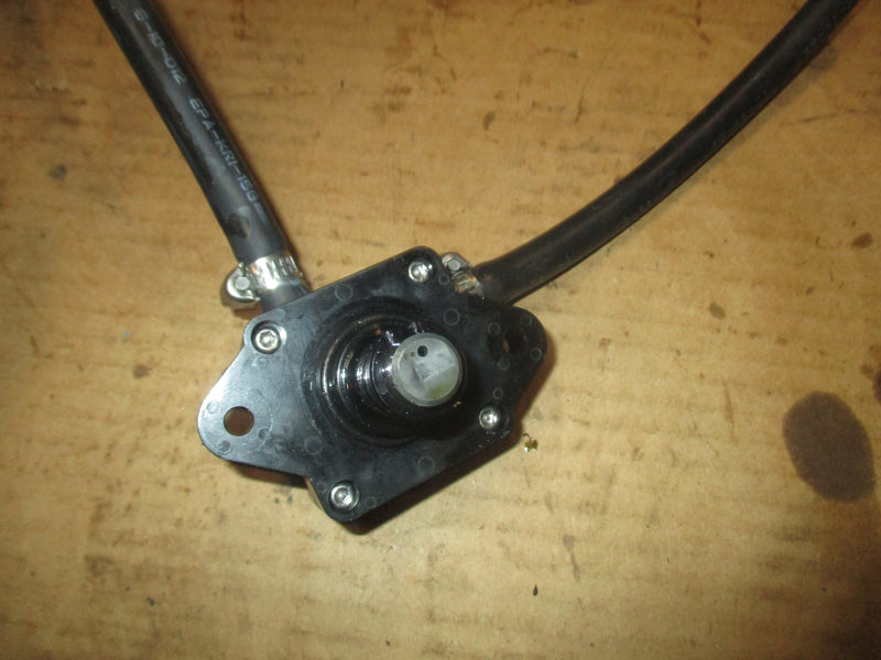 Suzuki DF140 4 stroke outboard fuel pump (15100-90J10)