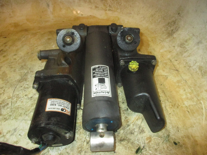 Mercury Optimax 3.0L 200hp 2 stroke outboard tilt trim unit