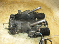 Load image into Gallery viewer, Yamaha/mercury 225hp 4 Stroke outboard tilt trim unit
