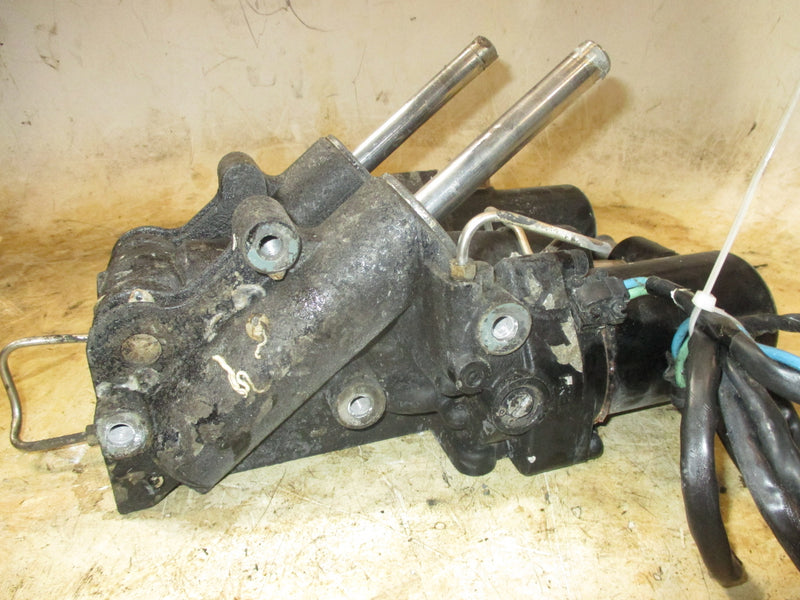 Yamaha/mercury 225hp 4 Stroke outboard tilt trim unit