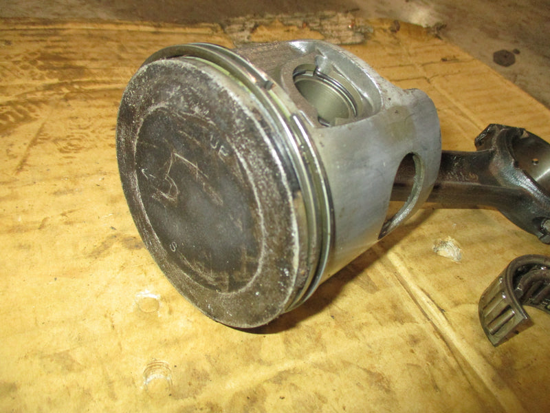 Yamaha OX66 225hp 2 stroke outboard starboard piston and rod 62J-02
