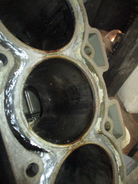 Load image into Gallery viewer, Suzuki DF115 4 stroke outboard crankcase block
