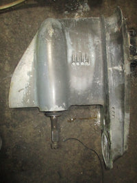 Load image into Gallery viewer, Evinrude 85hp outboard 20&quot; lower unit
