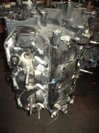 Load image into Gallery viewer, Mercury Optimax 3.0L 200hp 2 stroke outboard Crankcase powerhead
