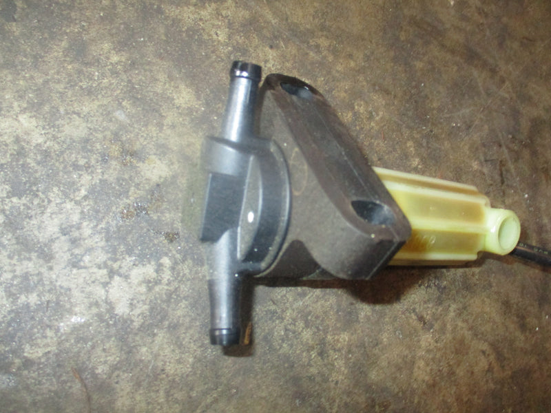 Yamaha 90hp 4 stroke outboard fuel filter and sensor (6EK-24560-00-00)