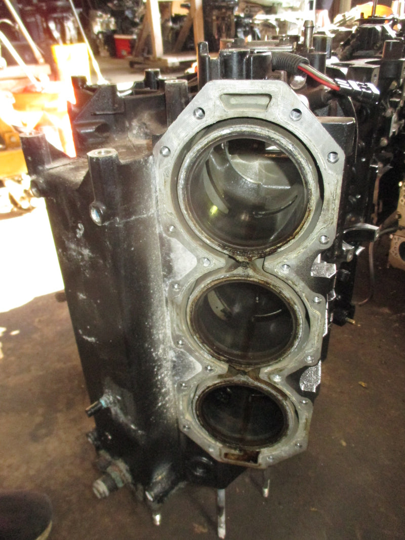 Mercury 200hp optimax 2 stroke outboard crankcase block