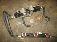 Load image into Gallery viewer, Mercury Optimax 200hp 2 stroke outboard Fuel rail and injector set (8M6001786)
