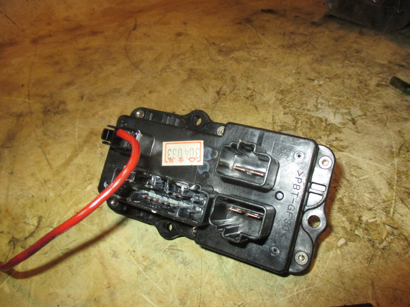 Yamaha 150hp 2 stroke outboard Fuse Box (68F-82170-01-00)