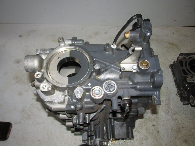 Yamaha 115hp 4 Stroke Outboard Crankcase block